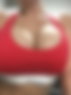 Sophie Dee photos [OnlyFans.com]/[0061572] Put ur face in them .. [2017-01-25].jpg