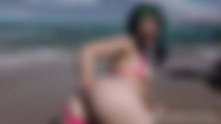 AlexExtreme.com - Proxy Paige in micro bikini fist her ass & prolapse on the beach.mkv